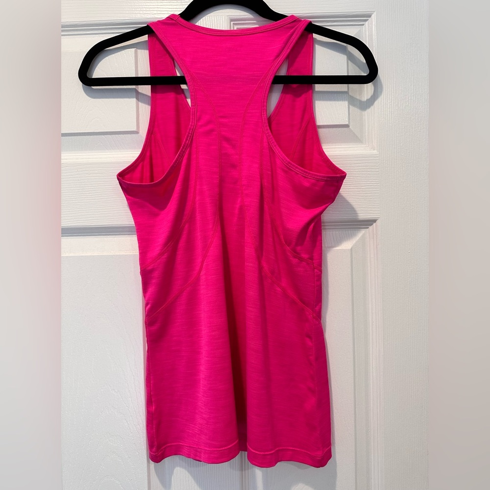 BUNDLE: Fila & Reebok Active Tank Tops (Set of 2) - Picture 5 of 8